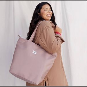 Herschel Mica Tote.